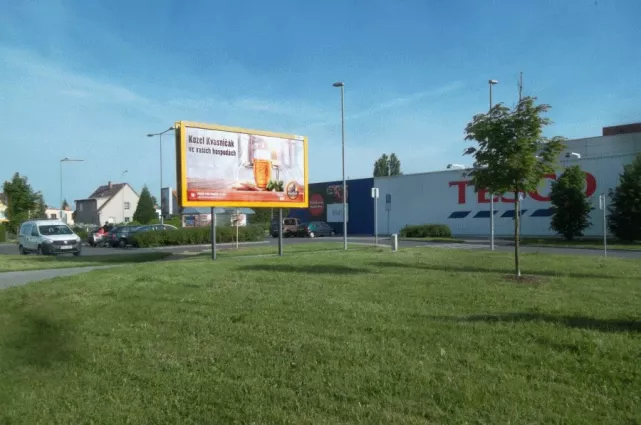 U Vodojemu TESCO, Bechyně, Tábor, billboard