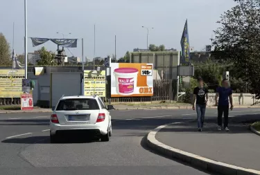 Sliačská /V Zápolí, Praha 4, Praha 04, billboard